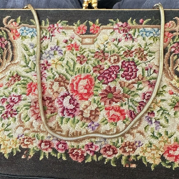 Vintage Micro Petit Point Floral Kiss Lock Hand Bag - Picture 4 of 13